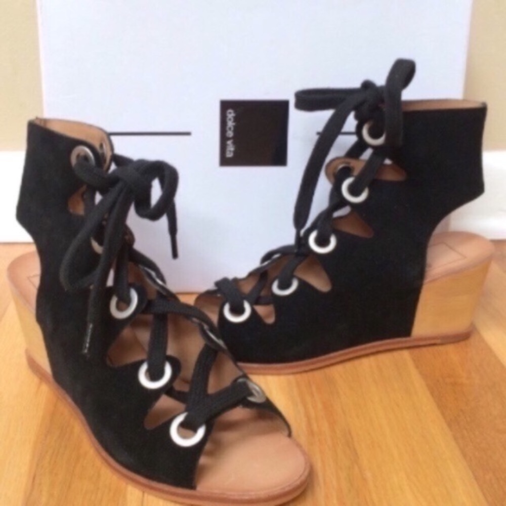 DOLCE VITA Lei Black Suede Wedge Grommet Lace up Sandals Size 6.5 New